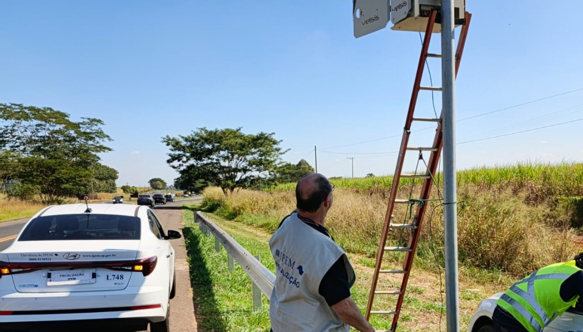 Em Guapiaçu, Ipem-SP verifica radares na rodovia SP-425